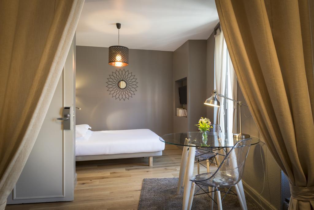 De Russie Hotel
