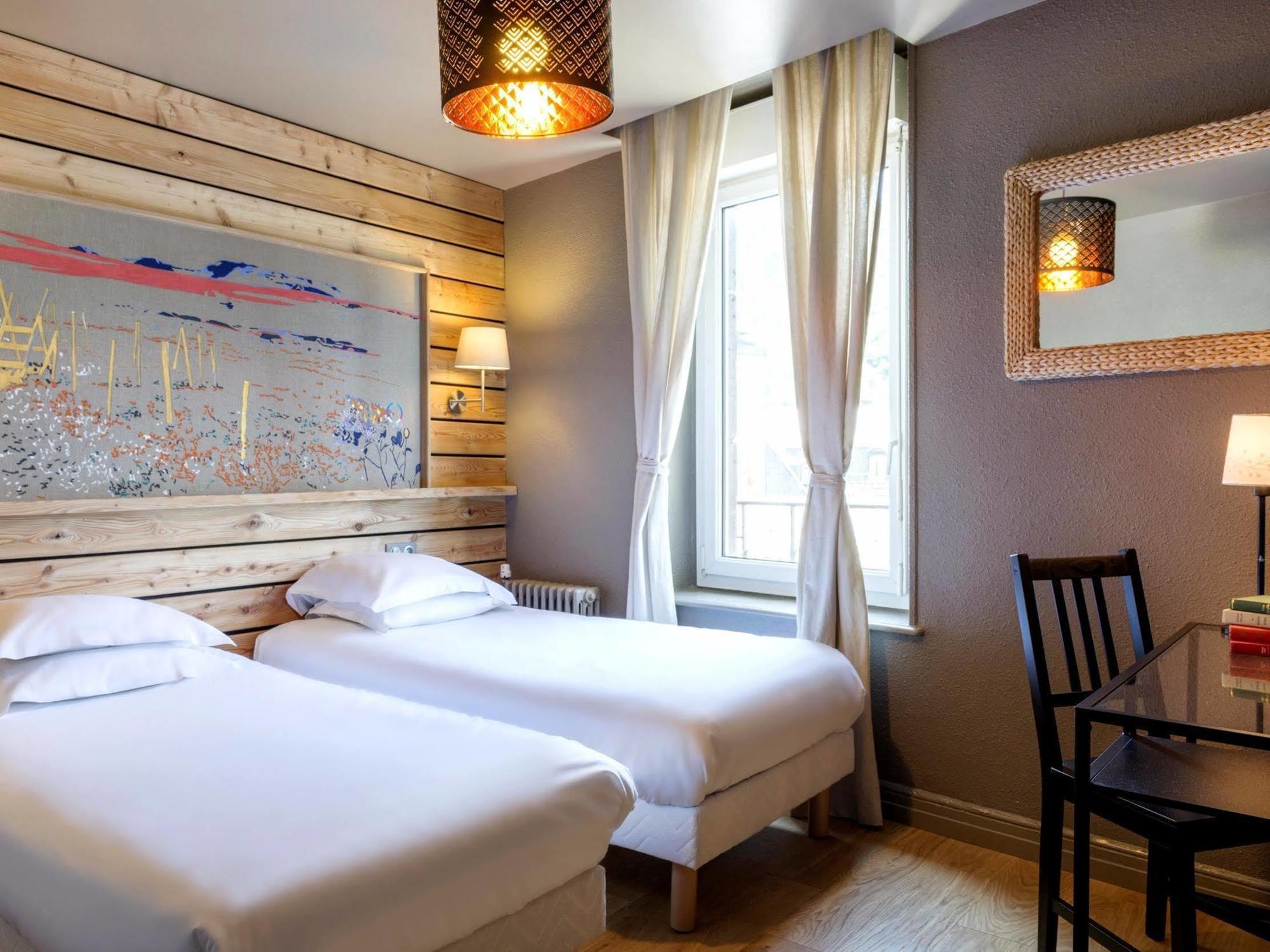 Hotel De Russie