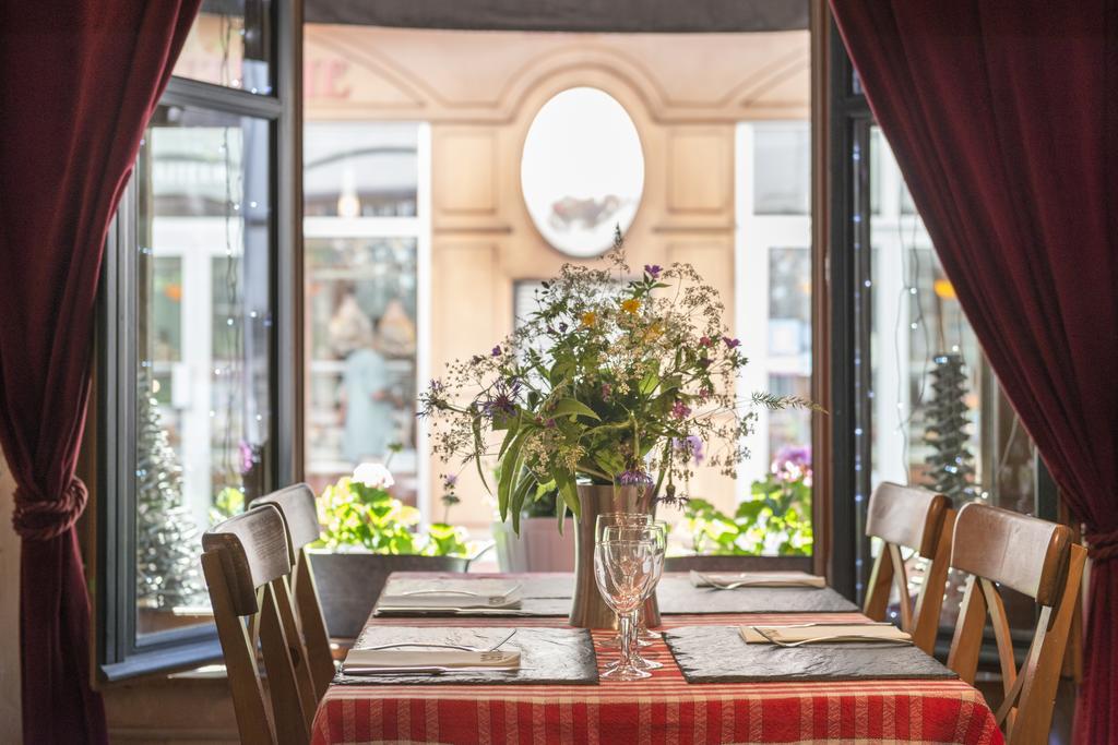 De Russie Hotel 3*